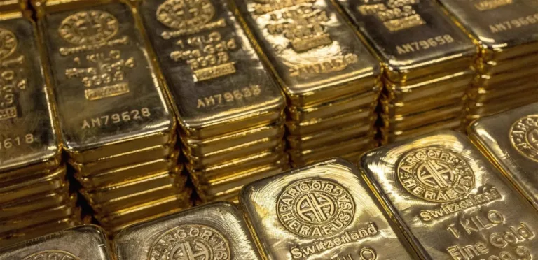 Inflation and interest rate concerns are weighing on gold market movements