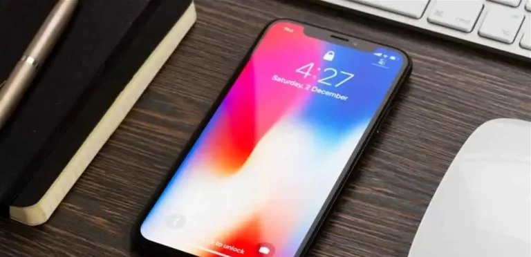 How long do OLED displays in smartphones actually last before they deteriorate?