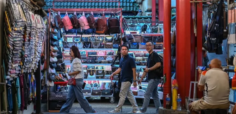 A jump in job loss rates in Malaysia due to the war