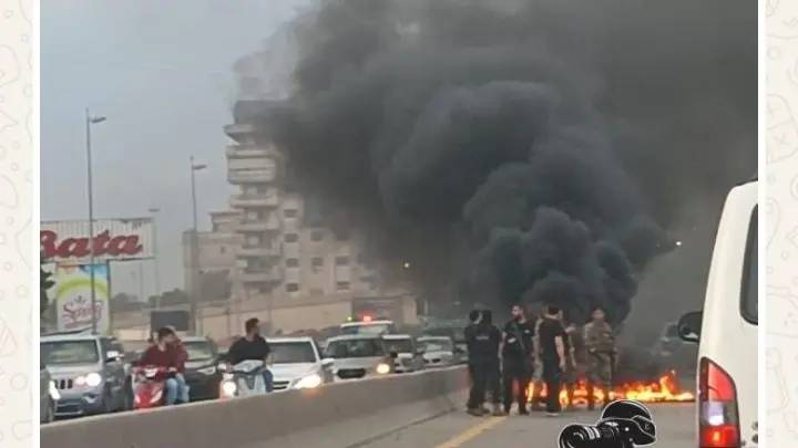 “Amnesty” ignites the street again… and cuts off a vital road