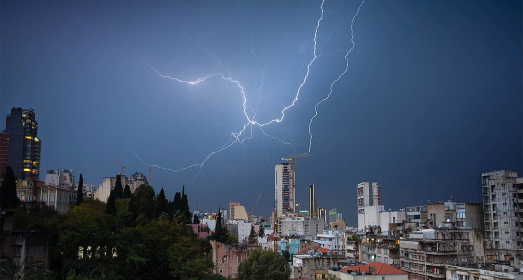 Rainfall exceeds 50 mm in Beirut…an exceptional depression hits Lebanon: Caution is required!