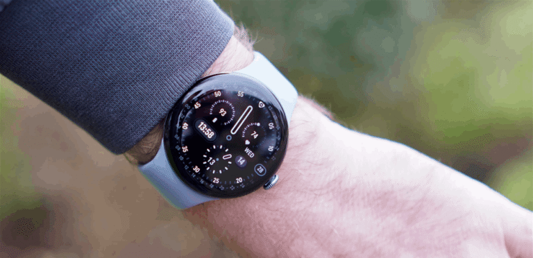 The sunken Google Watch.. A diver finds the Pixel Watch 5 before its launch