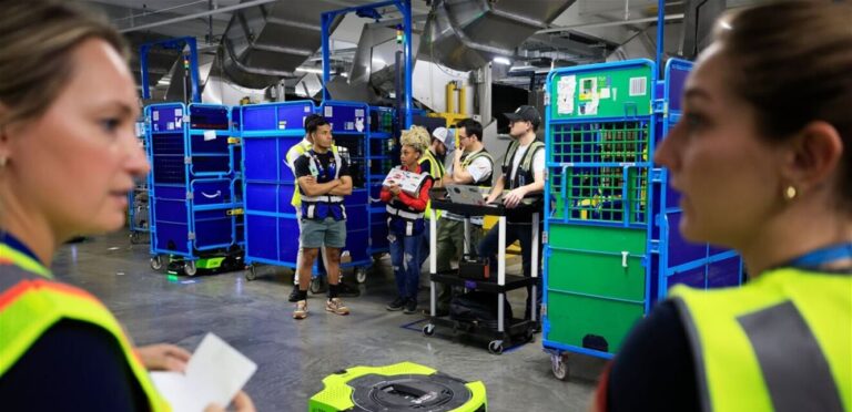 Amazon warehouses usher in the era of text orders