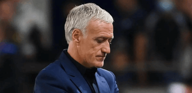 Deschamps leaves the French camp due to the death of his mother