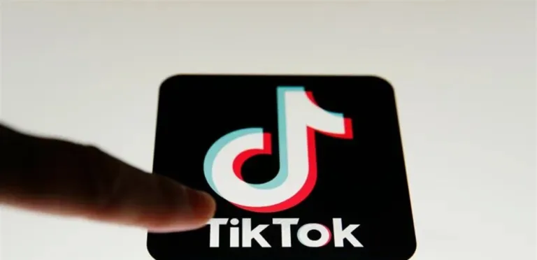 Initial talks for a historic loan that enhances TikTok’s expansion into artificial intelligence