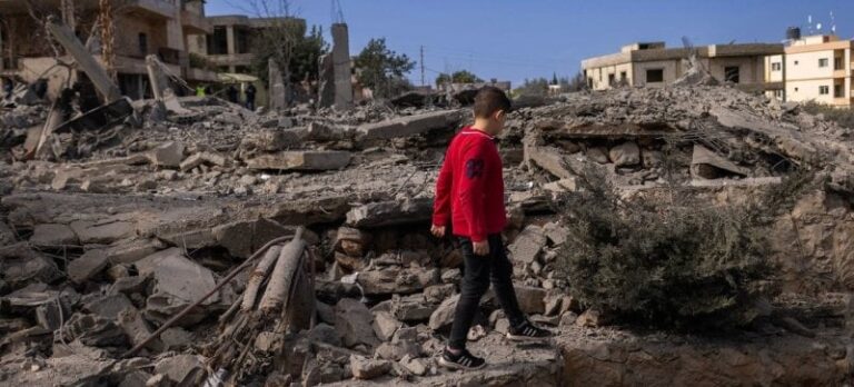 “Children of war” psychological scars that do not end with stopping the raids