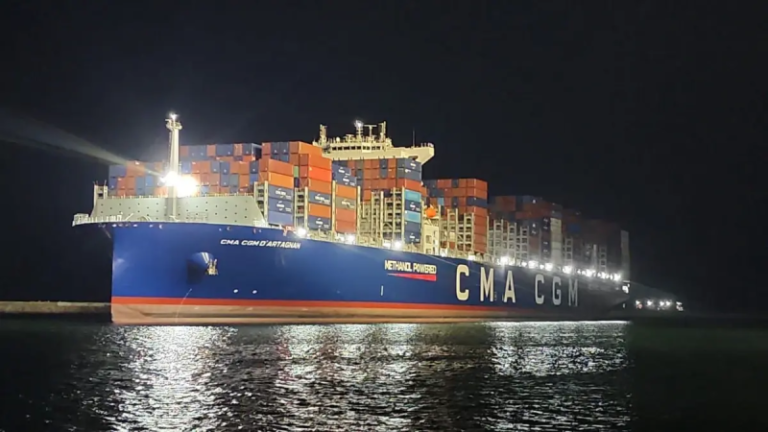 Tripoli Port consolidates its global position… the third giant ship within days