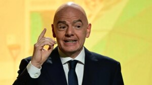 Infantino is under pressure… and Lebanon and 5 Arab federations stand by him