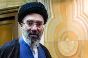 His two brothers appear at Ali Khamenei’s Arbaeen ceremony… and mystery haunts Mojtaba’s absence (photo)