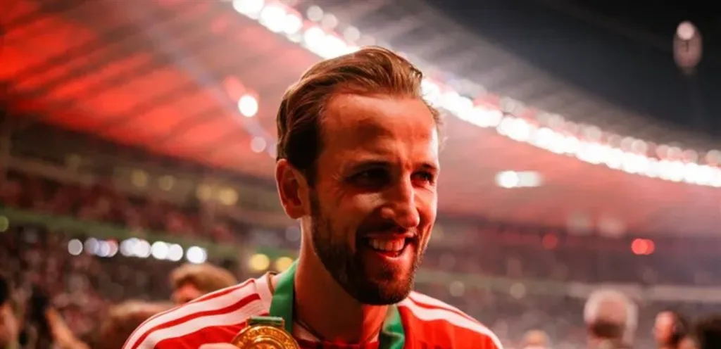 A well-deserved coronation… Kane wins the Golden Boot with 36 goals