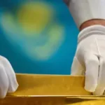 Gold exceeds $4,600 per ounce, supported by the decline in the dollar