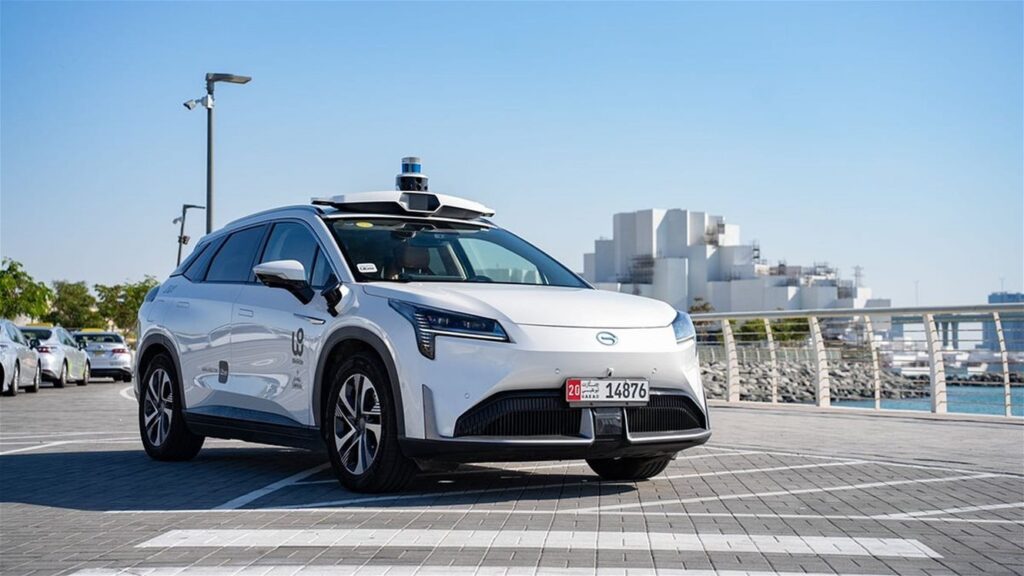 Driverless cars on the streets of an Arab city… Uber begins a new era of transportation!