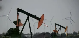 After the economic pariah sanctions against Iran, oil declined and US stocks varied