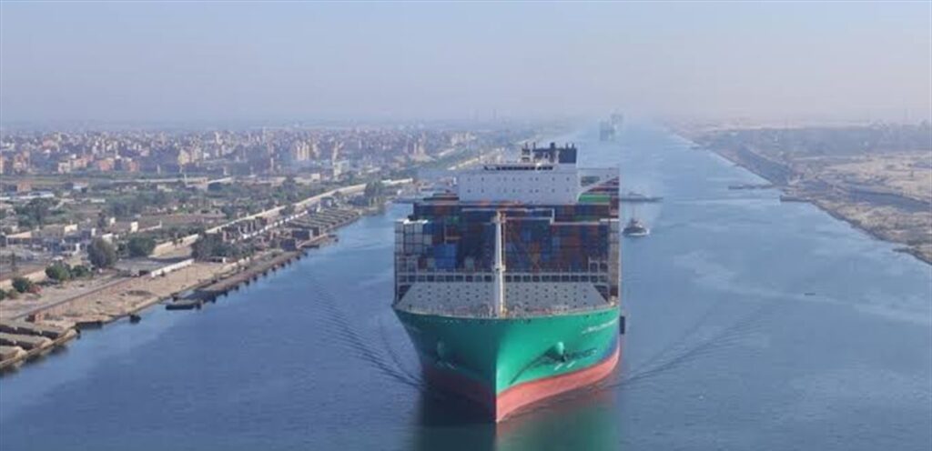 Egypt resolves the controversy: The government denies any intention to barter the Suez Canal for local debts