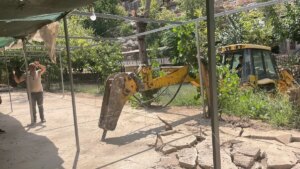 Encroachments under the bulldozer… The Litani is moving in Sir al-Gharbiyah