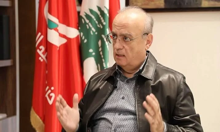 Laugh, Hafez al-Assad.” Wahhab: “The rabbits of Damascus are hiding in their holes