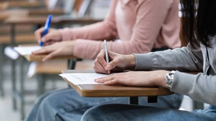 A decisive decision by the “Shura Council”… “Education” postpones the free applications exams
