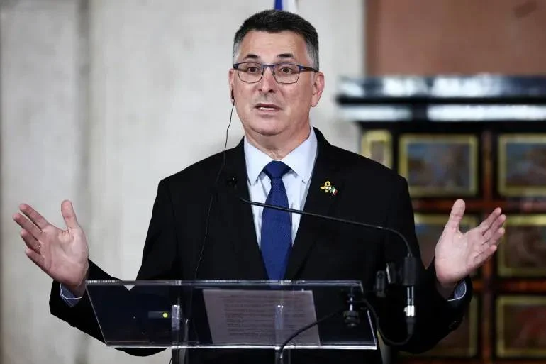 Heated controversy after accusations of “war crimes”: Sa’ar calls on the Austrian president to be ashamed
