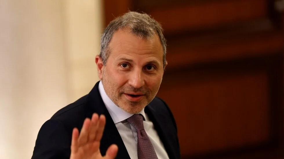 To deter escalation, the Free Patriotic Movement defends Bassil and sends a fiery message to Hezbollah