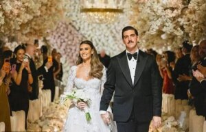 The legendary wedding of Trump’s former advisor cost $10 million and 900,000 flowers