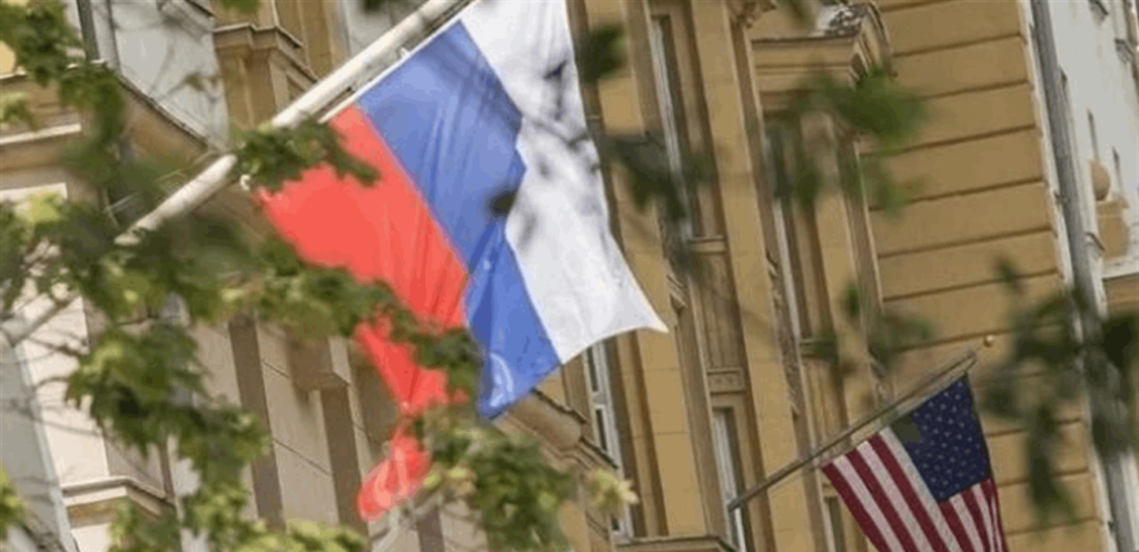 Washington escalates its sanctions against Moscow and opens the door to new armament for Kiev