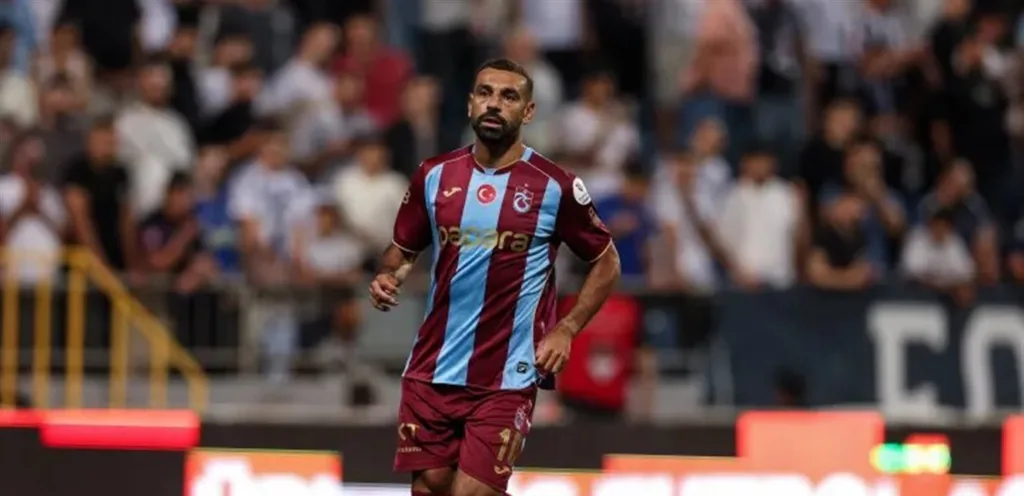 Salah leads Trabzonspor to defeat Galatasaray with a historic hat-trick