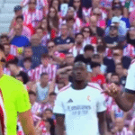 An explosive atmosphere in the Madrid derby: Bellingham attacks Romero, protecting the memory of Messi