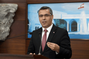The Lebanese Minister of Agriculture discusses in Baghdad the prospects for exporting apples