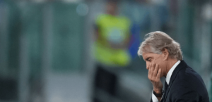 Mancini raises controversy regarding his dual contract with Manchester City: It does not concern me