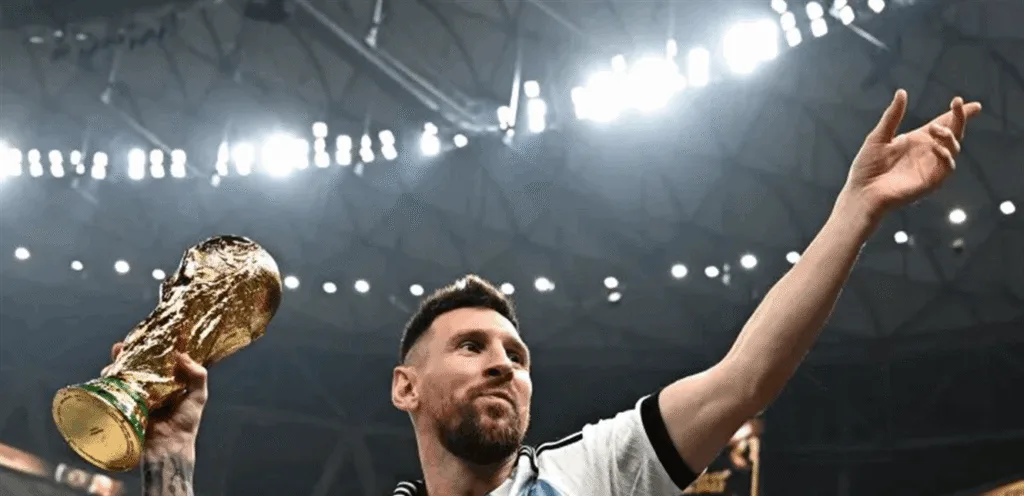 A Romanian decision prohibits two stars from accompanying Messi in his final farewell scene