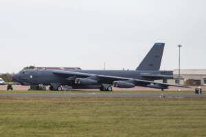 Iranian line near an American base in Britain: 5 detainees and suspicious trucks