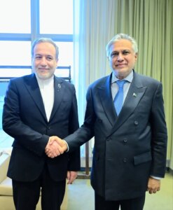 Tehran and Islamabad discuss developments in the region and push towards reducing tension