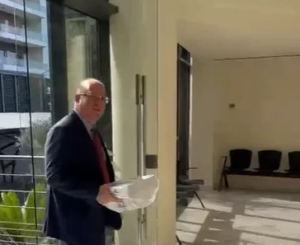 Haider carries candy to the museum meeting…Does the session bring positive news?