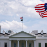 A media crisis rocks the White House: a press ban followed by lawsuits and a suspension of coverage