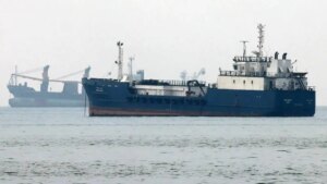 Unidentified projectiles near Hormuz and a gas tanker continues its journey