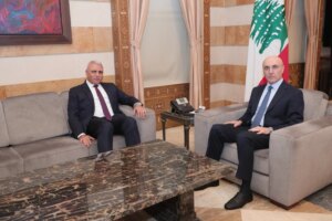 Al-Hajjar opens service files: from electronic fingerprinting to car registration