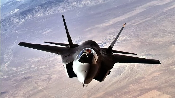 American air reinforcements: Stealth fighters cross the Atlantic towards the Middle East