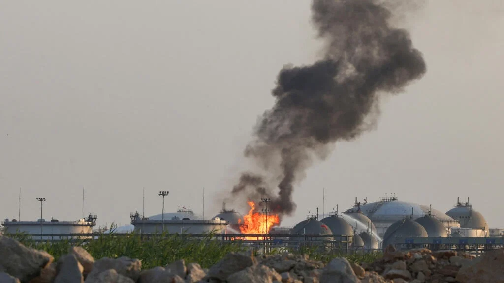 Yemeni warning to Aramco shareholders: Withdraw your shares before it is too late