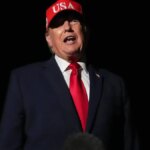 Trump escalates against Iran and warns of a “dangerous game” that shapes the oil battle