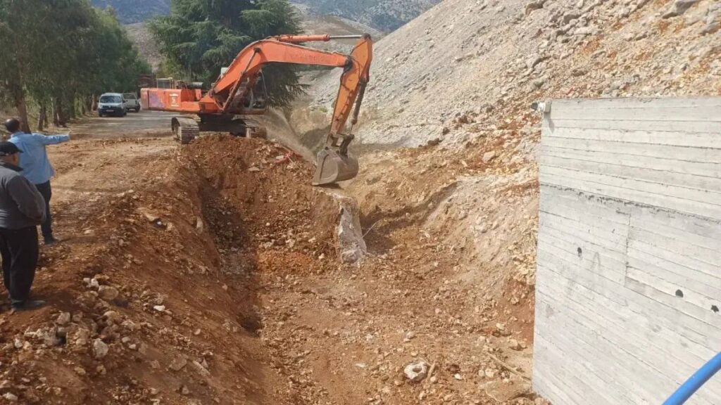 Rehabilitation of a vital road near the Qaraoun Dam, returning it to the service front