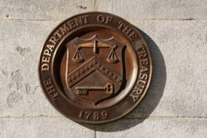 Cancellation of twenty-year bonds.. Washington is studying options to reduce the cost of public debt