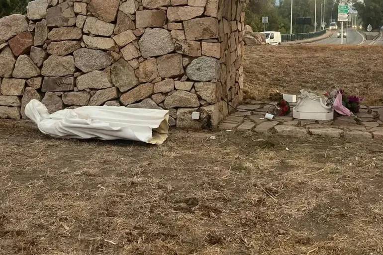 Desecration of a religious landmark in Corsica sparks official investigations and popular protests