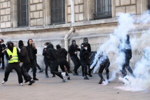 The Generation Z clash extends from Paris to Beirut: Lebanese students are in the line of fire