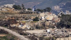 A new Israeli incursion into Tallet Al-Shumays with two tanks and 30 soldiers
