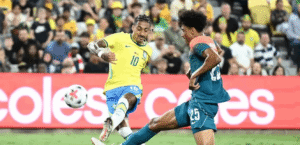 Rafinha’s injury confuses Brazil and Barcelona’s calculations