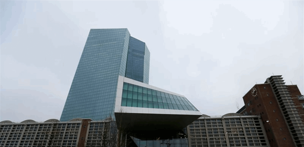 European stock indices recover amid pressures from the French sovereign debt crisis