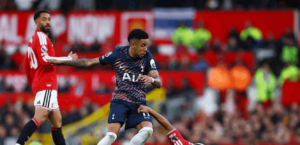 Tottenham snatches a fatal draw from Manchester United with ten players