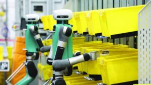Amazon’s largest robot fleet in the world raises fears of job losses