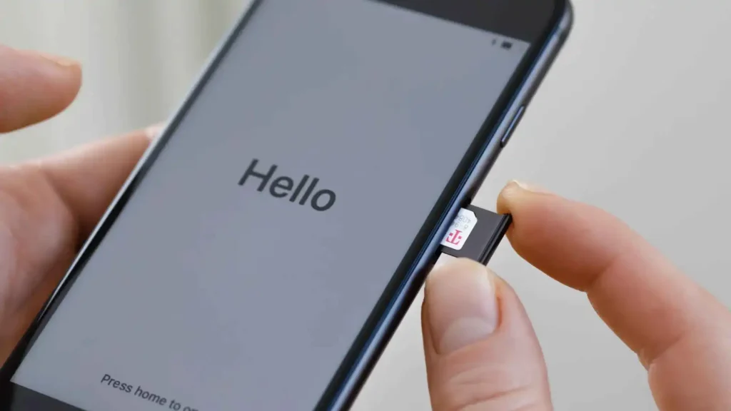 Changing the SIM card..Does it require turning off the phone?