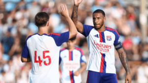 Lyon takes the lead in the French League on goal difference